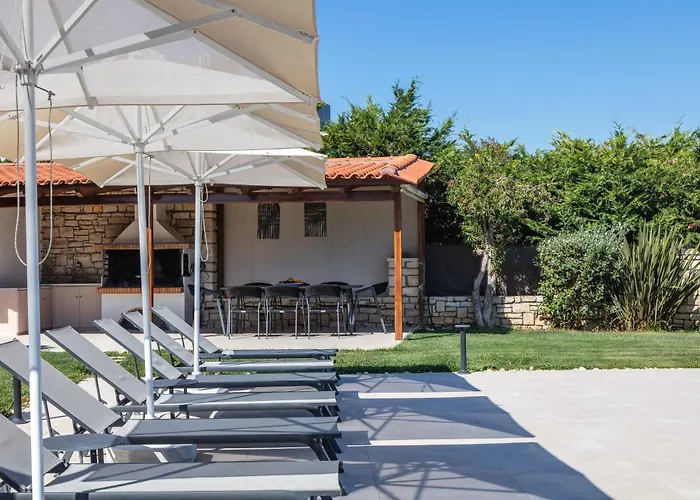 Malvasia Villa